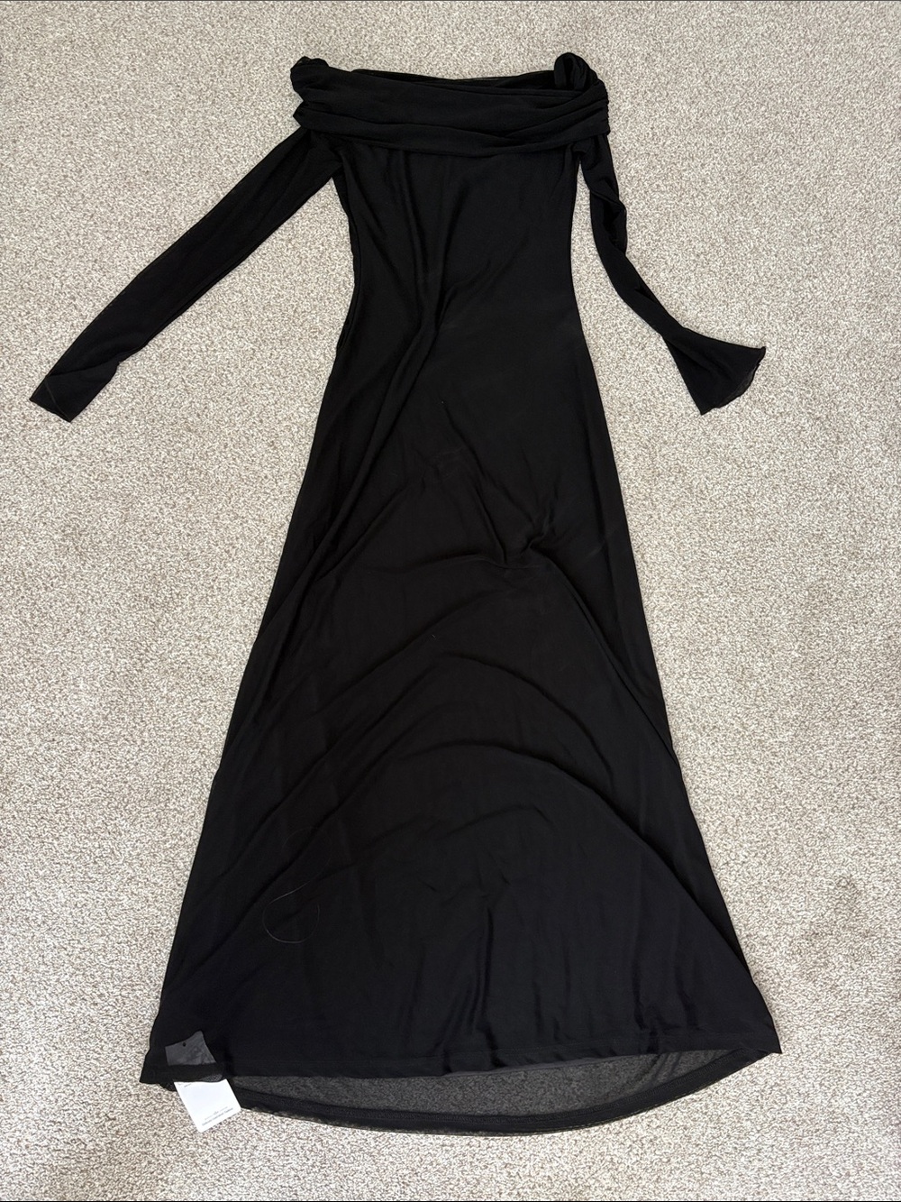 NWT Elegant Black Off-Shoulder Maxi Dress with Long Sleeves